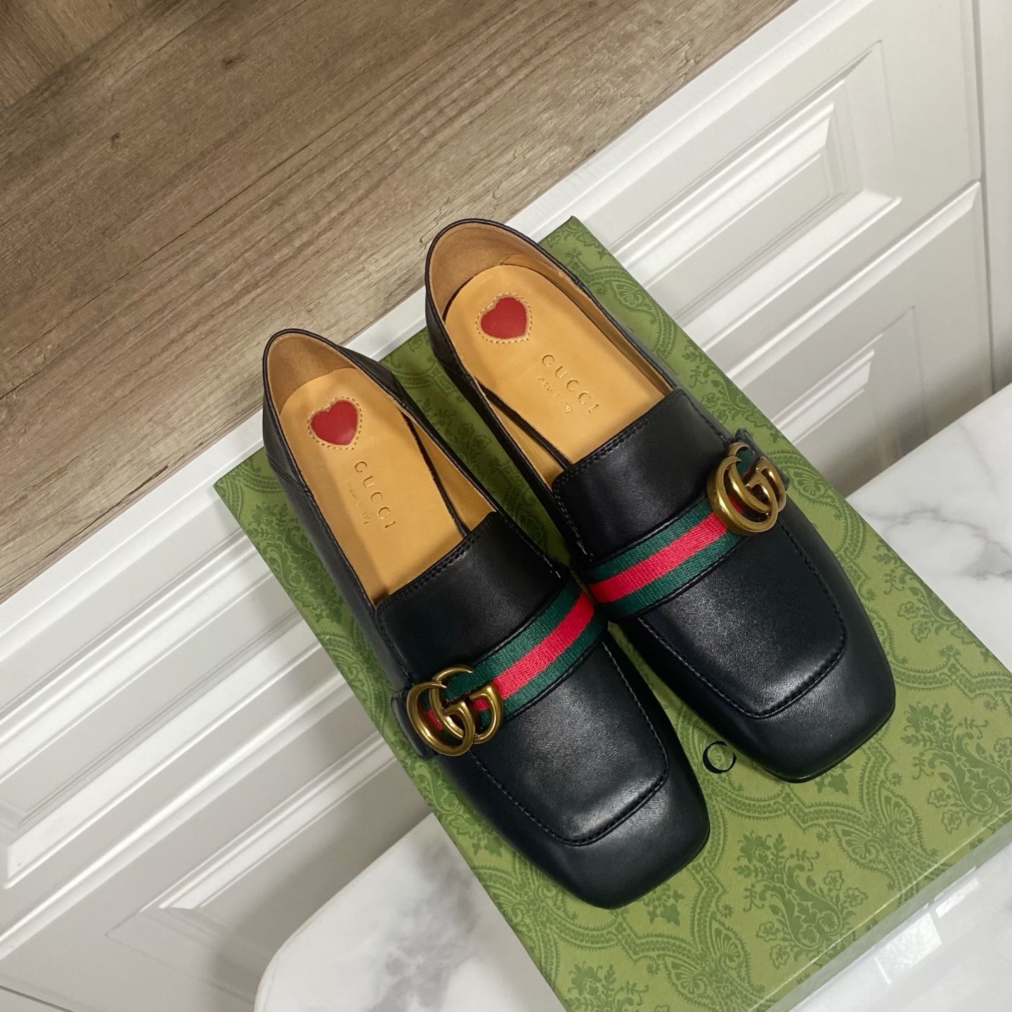 GG LOAFER 35 CM IN BLACK CALFSKIN GOLD HARDWARE - 35