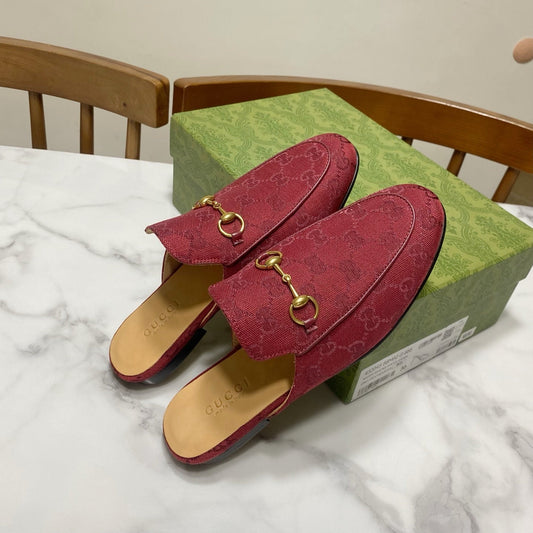 GG MULES IN RED FABRIC GOLD HARD WARE - 35