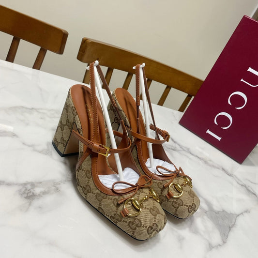 БОСОНІЖКИ GUCCI 26S HORSEBIT SLINGBACK НА ПІДБОРАХ 105 ММ З КОРИЧНЕВОГО ТА БЕЖЕВОГО ПОЛОТНА
