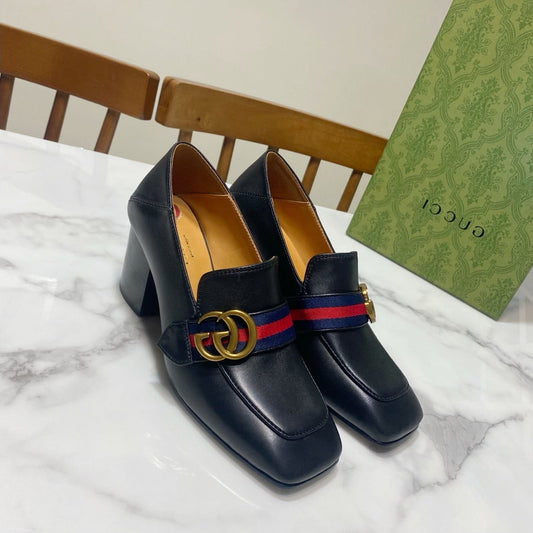 GUCCI 26S ЛОФЕРИ GG 75 ММ З ЧОРНОЇ ТЕЛЯЧОЇ ШКІРИ СТИЛЬ 2