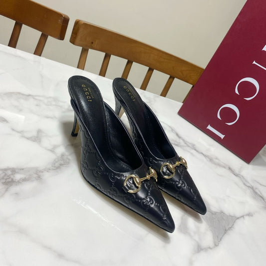 ЖІНОЧІ МЮЛІ GUCCI 26S НА ПІДБОРАХ 85 ММ З ЧОРНОЇ ТЕЛЯЧОЇ ШКІРИ