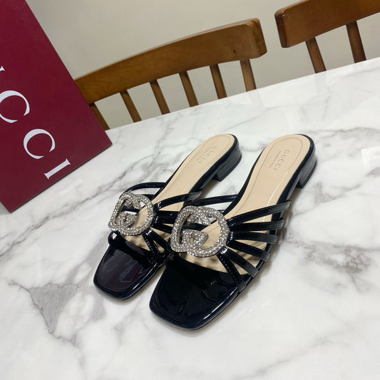 ШЛЬОПАНЦІ GUCCI 26S З ЧОРНОЇ ТЕЛЯЧОЇ ШКІРИ З КРИСТАЛАМИ