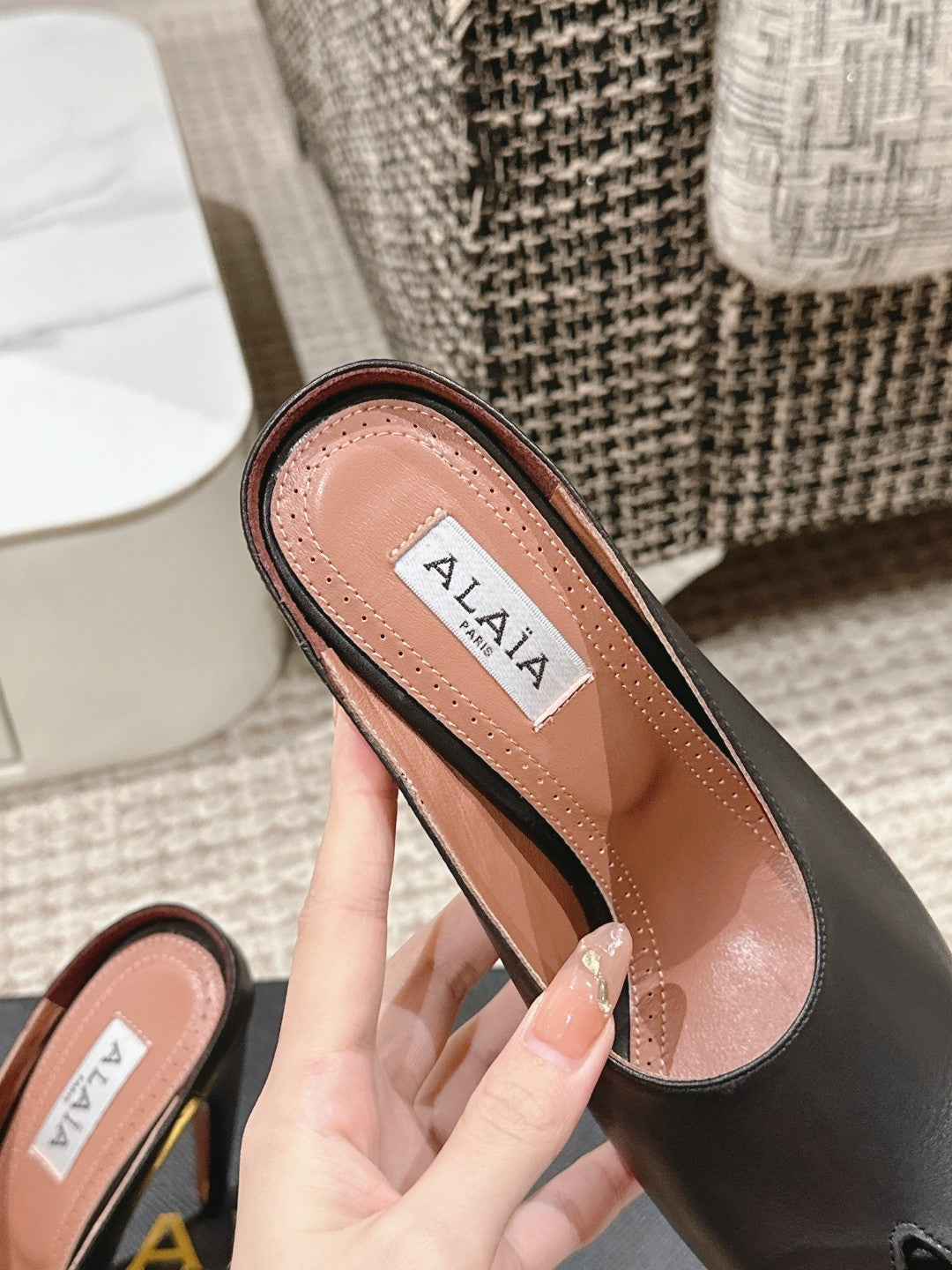 ALAIA SPIKE JEWEL MULES IN BLACK CALFSKIN - 35