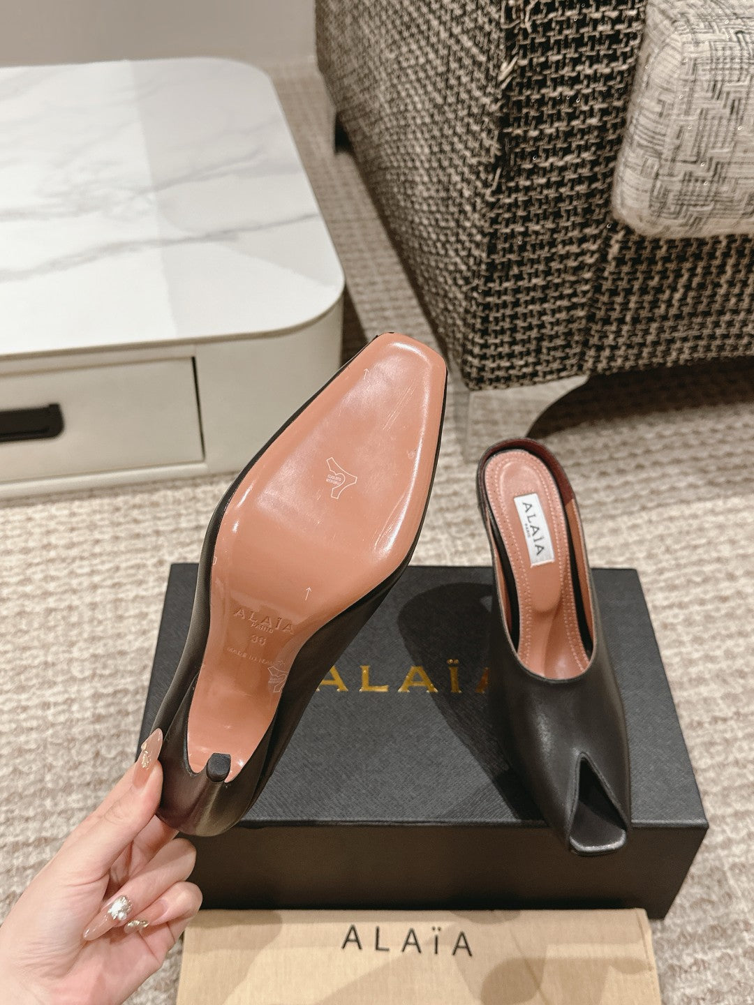 ALAIA SPIKE JEWEL MULES IN BLACK CALFSKIN - 35