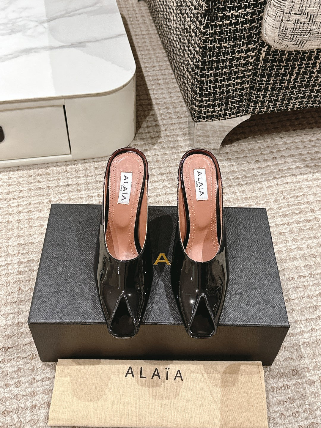 ALAIA SPIKE JEWEL MULES IN BLACK GLOSSY CALFSKIN - 35