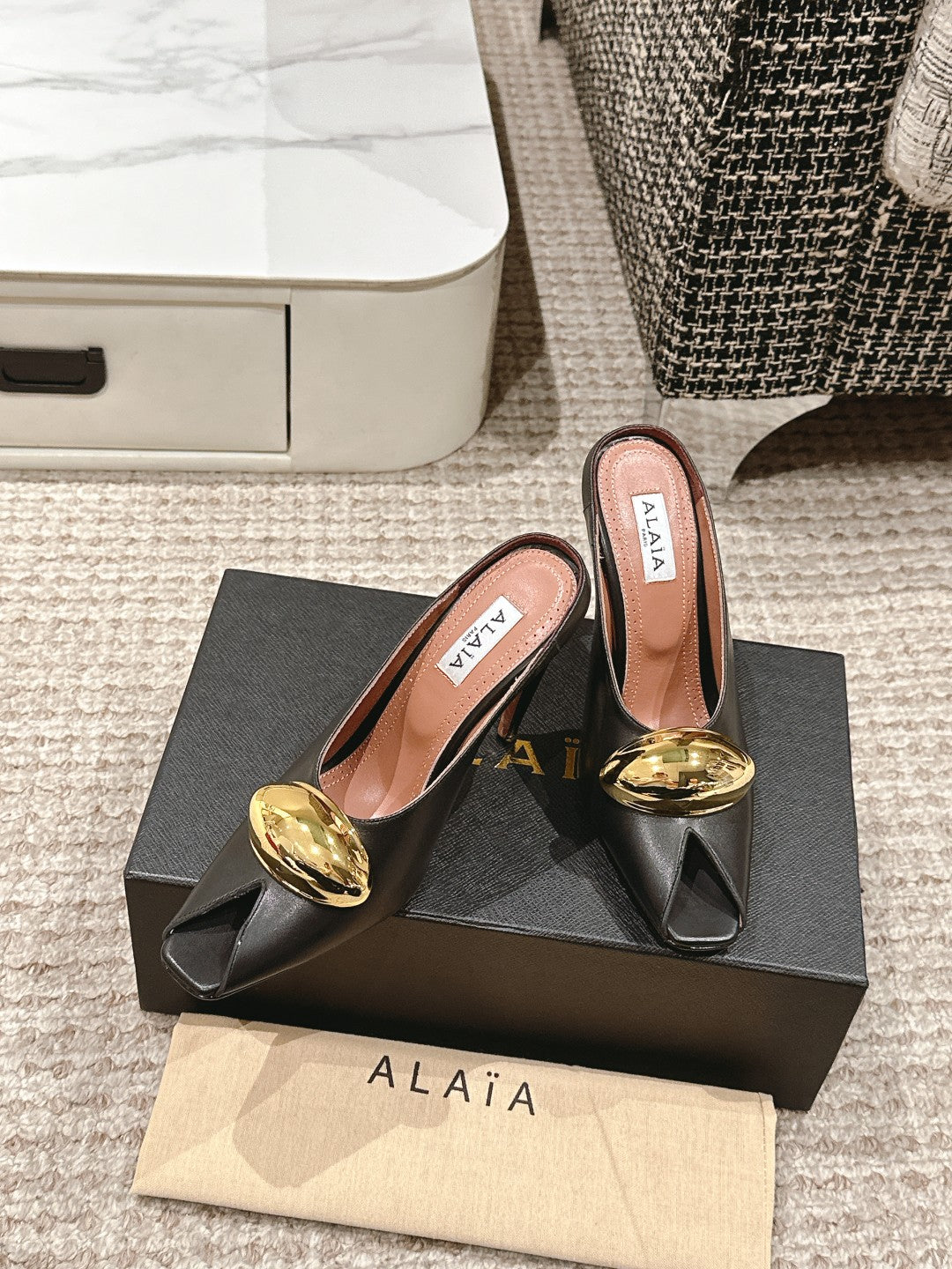 ALAIA SPIKE JEWEL MULES IN BLACK CALFSKIN WITH GOLD HARDWARE - 35