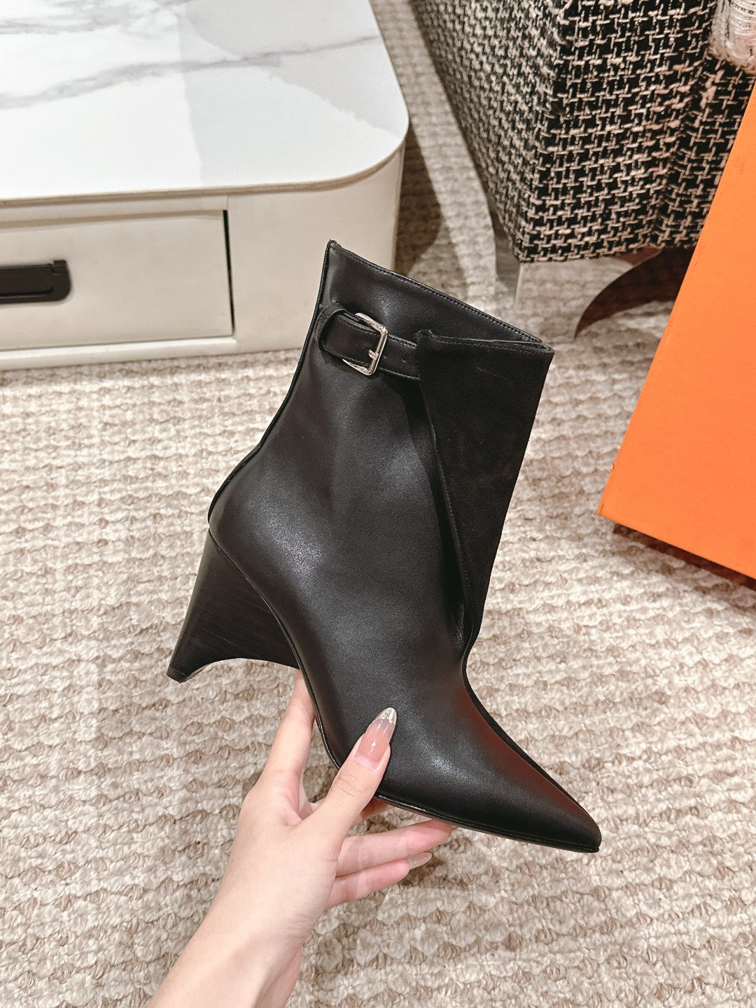 HILONA 6 CM ANKLE BOOTS IN BLACK CALFSKIN AND SUEDE - 39