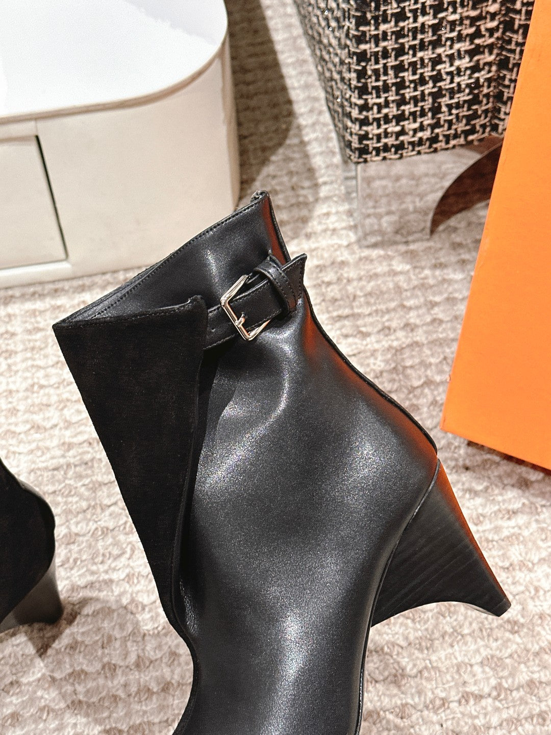 HILONA 6 CM ANKLE BOOTS IN BLACK CALFSKIN AND SUEDE - 39