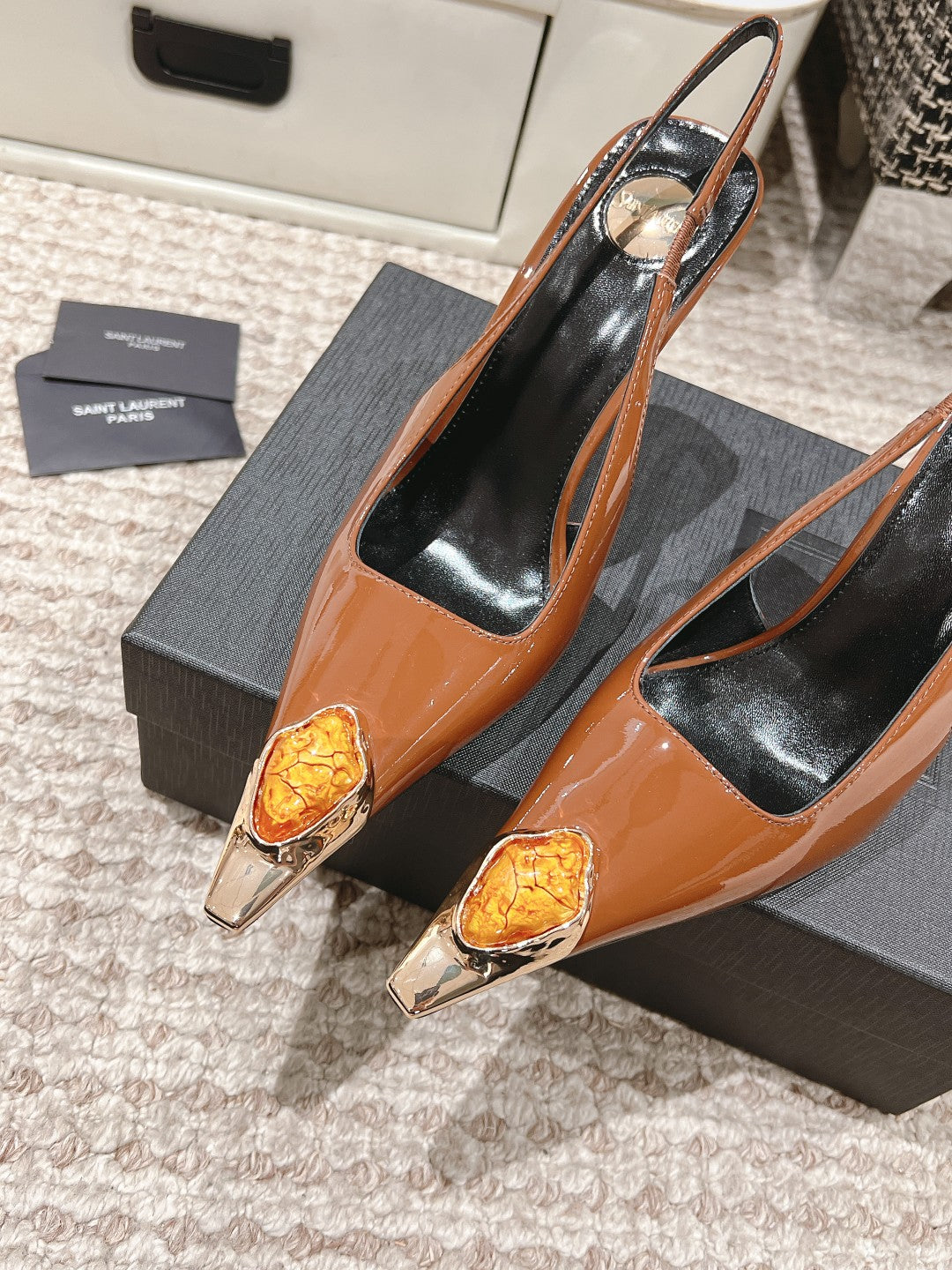 DUNE HIGH 10 CM SLINGBACK PUMPS IN BRONZE BROWN PATENT LEATHER WITH CRYSTAL - 35