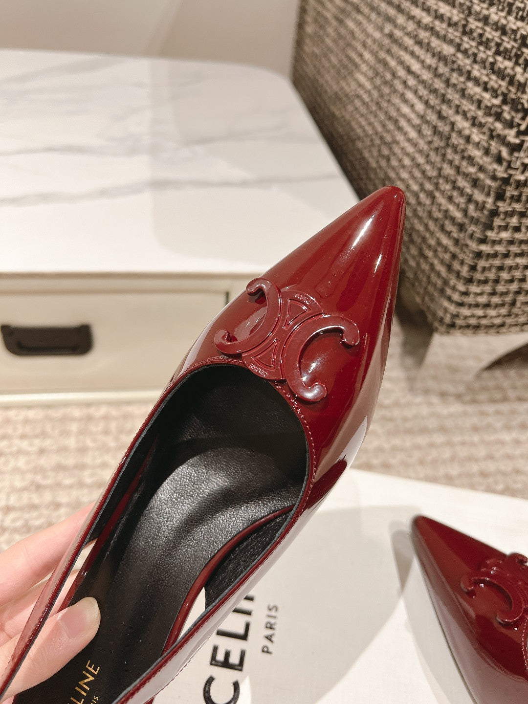 HIGH SLINGBACKS 5 CM IN RUBY RED PATENT CALFSKIN - 35