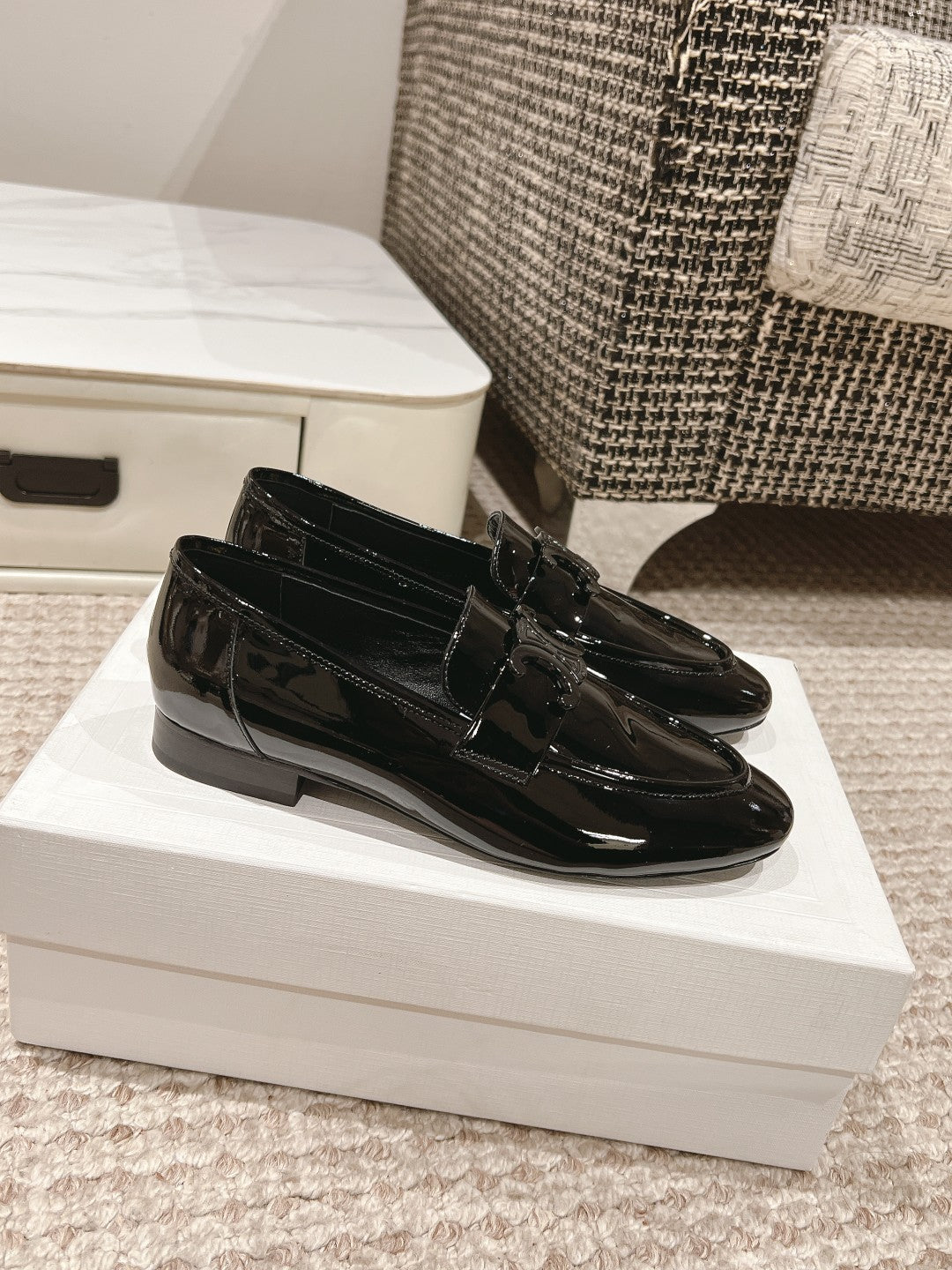 TRIOMPHE LOAFER IN BLACK PATENT CALFSKIN - 35
