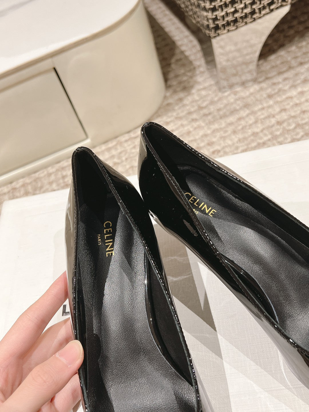 HIGH PUMP 5 CM IN BLACK PATENT CALFSKIN - 35