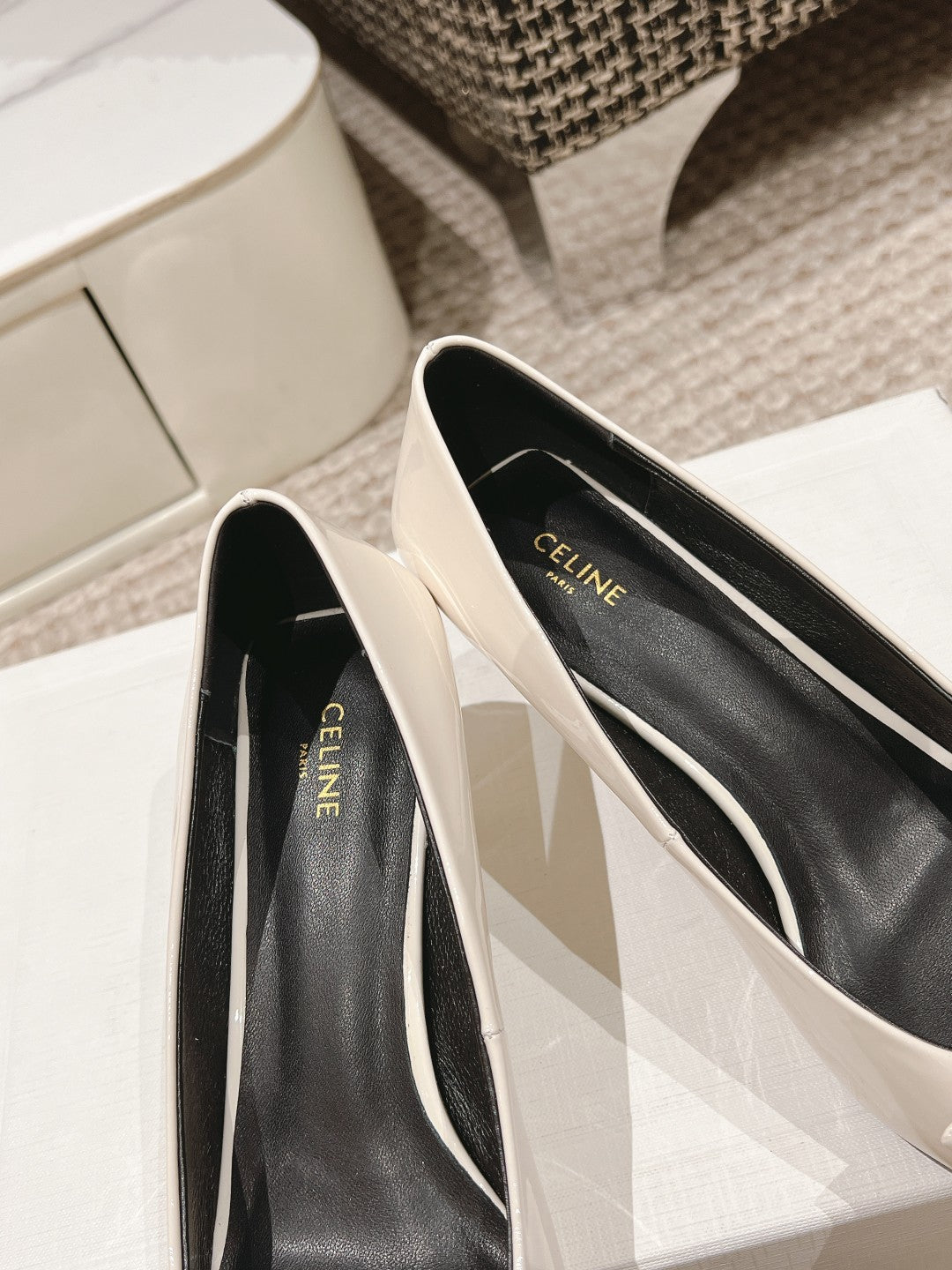 TRIOMPHE HIGH PUMP 5 CM IN WHITE PATENT CALFSKIN - 35