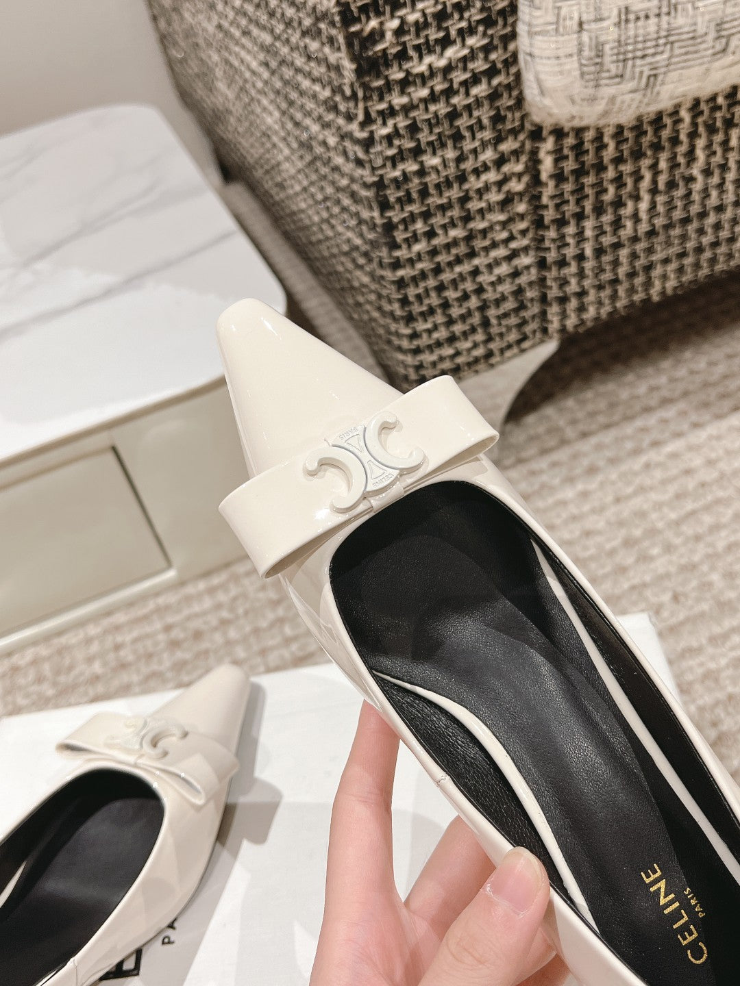 TRIOMPHE HIGH PUMP 5 CM IN WHITE PATENT CALFSKIN - 35