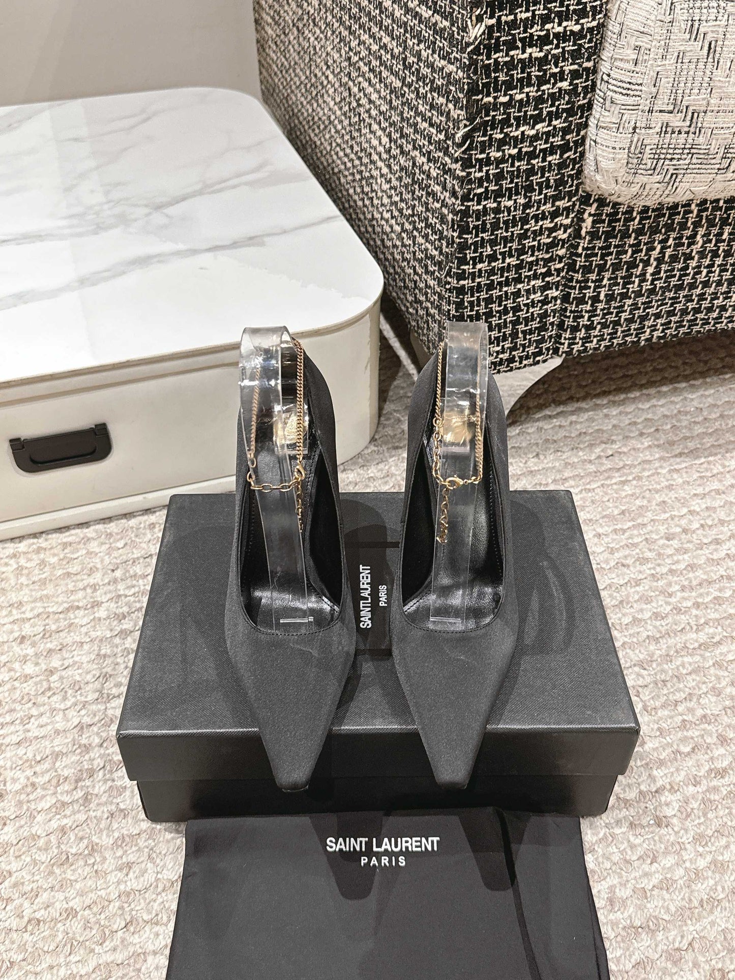 HIGH PUMP 9 CM IN BLACK SATIN - 35