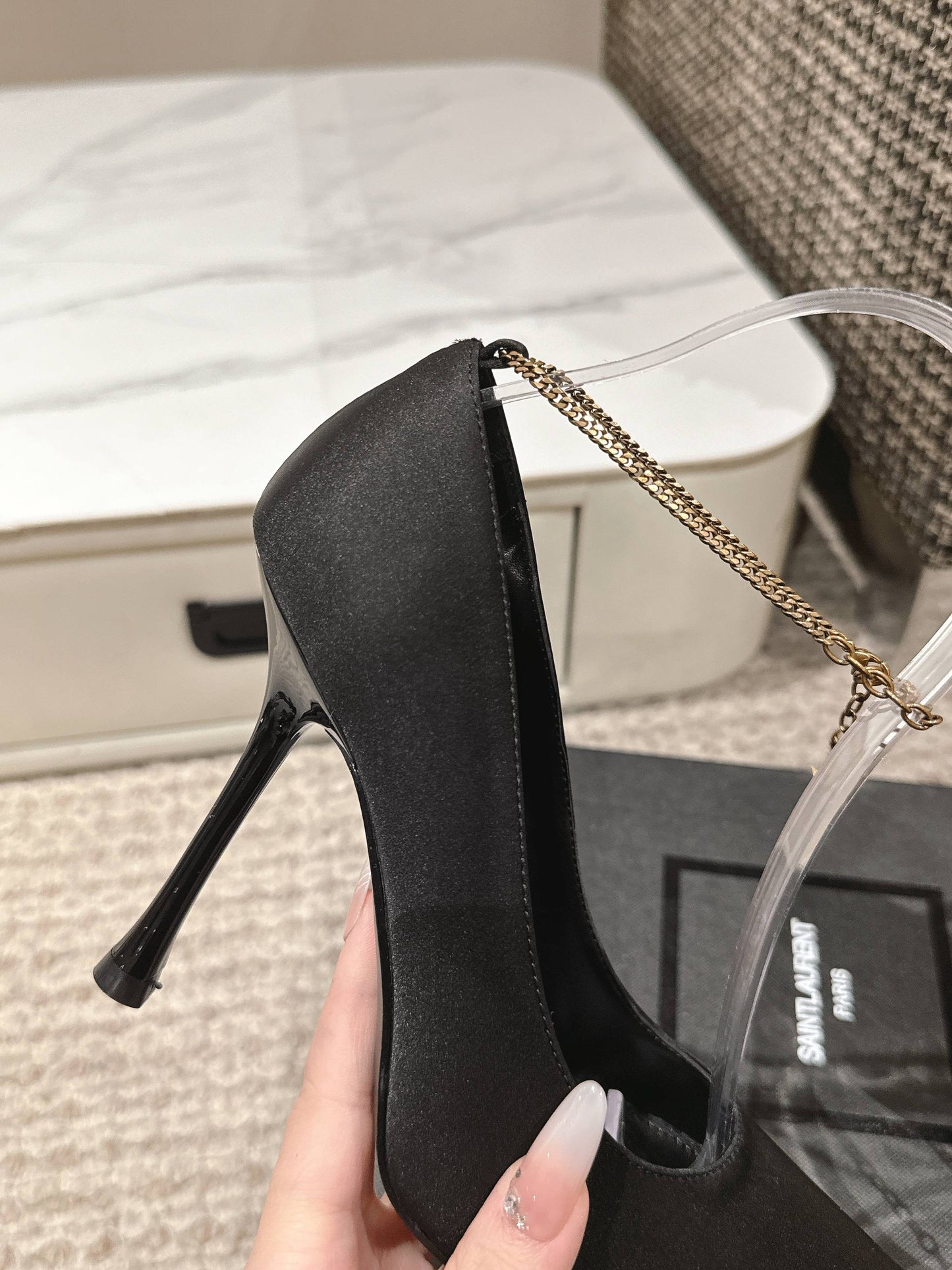 HIGH PUMP 9 CM IN BLACK SATIN - 35