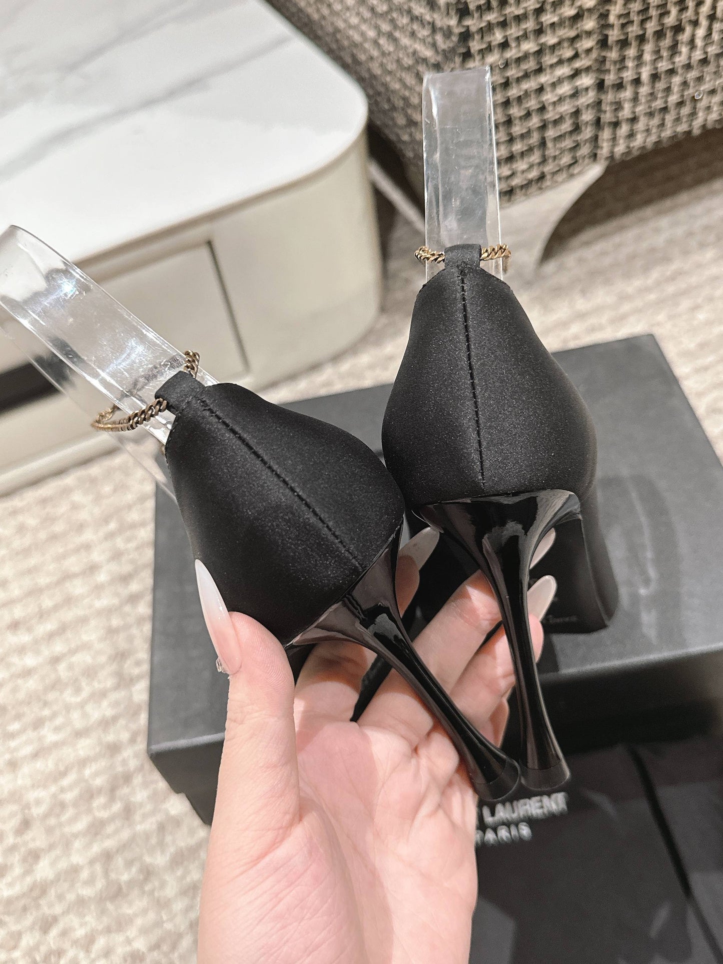 HIGH PUMP 9 CM IN BLACK SATIN - 35