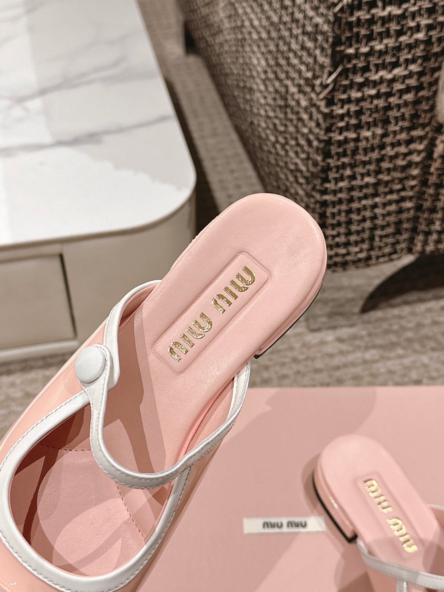 FLAT MULE IN PALE PINK PATENT CALFSKIN - 35