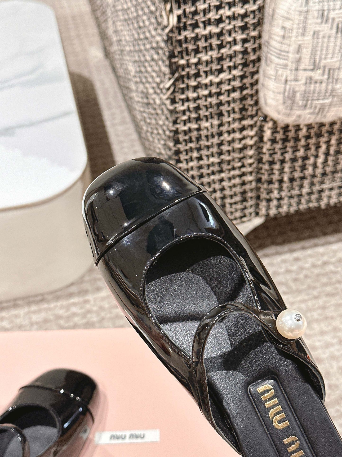 FLAT MULE IN BLACK PATENT CALFSKIN - 35