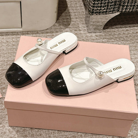 FLAT MULE IN WHITE MIX BLACK PATENT CALFSKIN - 35