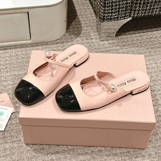 FLAT MULE IN BABY PINK MIX BLACK PATENT CALFSKIN - 35