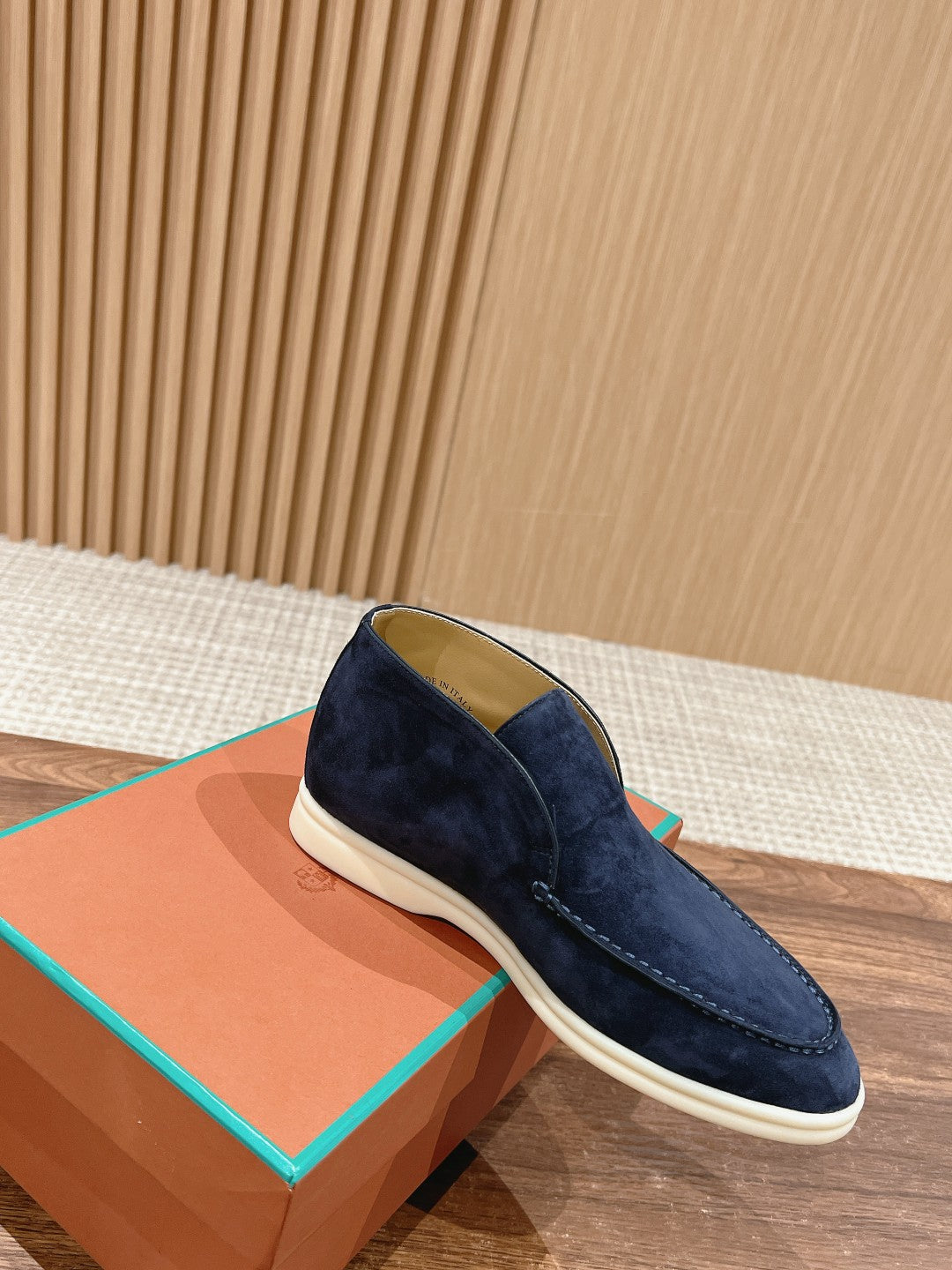 LP OPEN WALK LOAFERS NAVY SUEDE - 35
