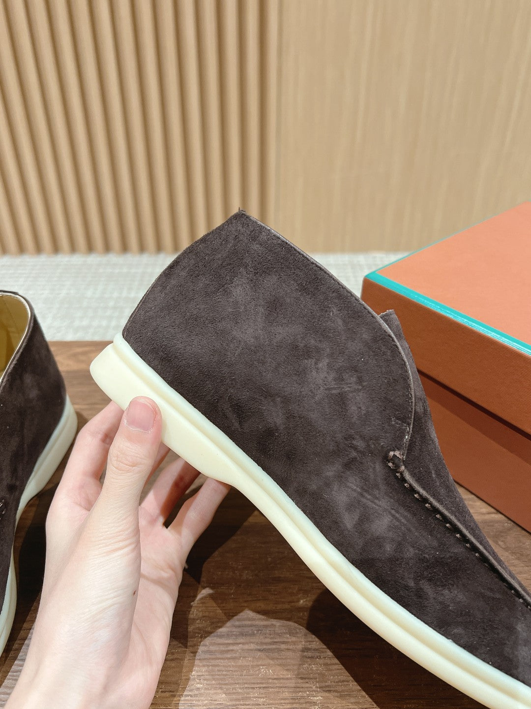 LP OPEN WALK LOAFERS ASH BROWN SUEDE - 35