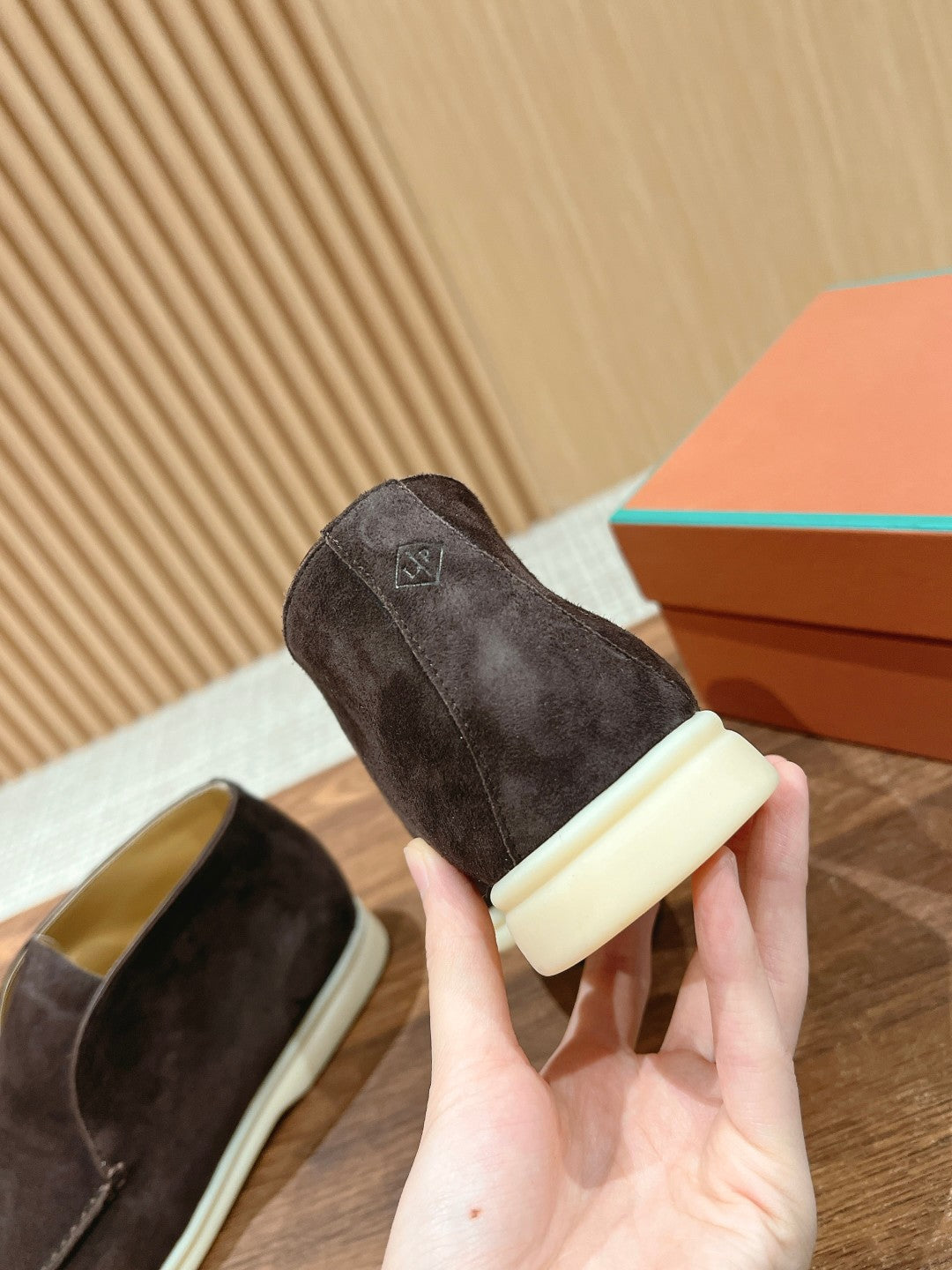 LP OPEN WALK LOAFERS ASH BROWN SUEDE - 35