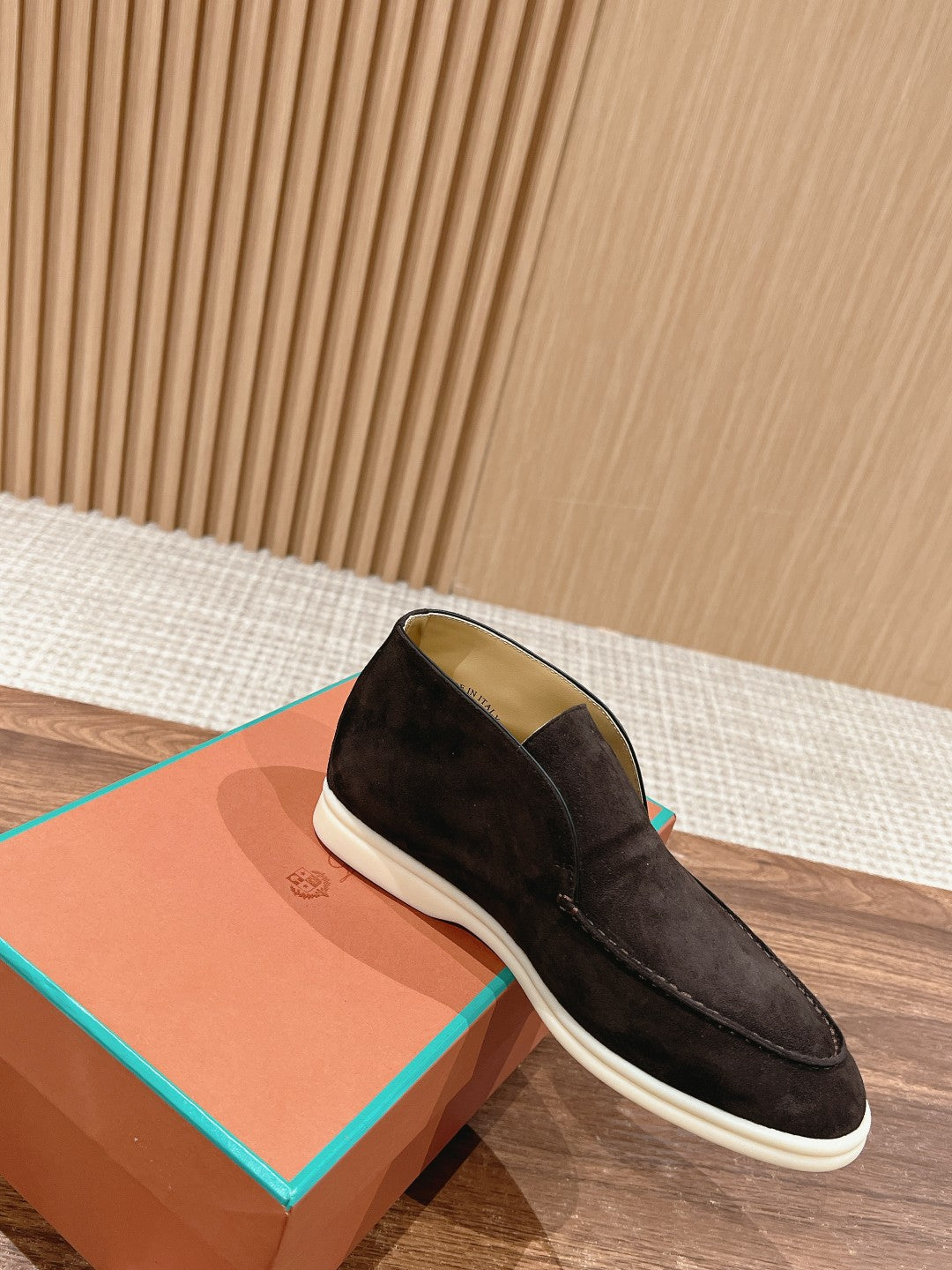 LP OPEN WALK LOAFERS CHARCOAL SUEDE - 35