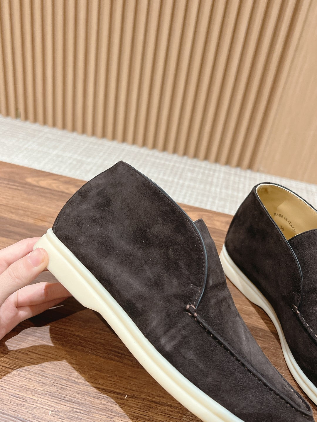 LP OPEN WALK LOAFERS CHARCOAL SUEDE - 35