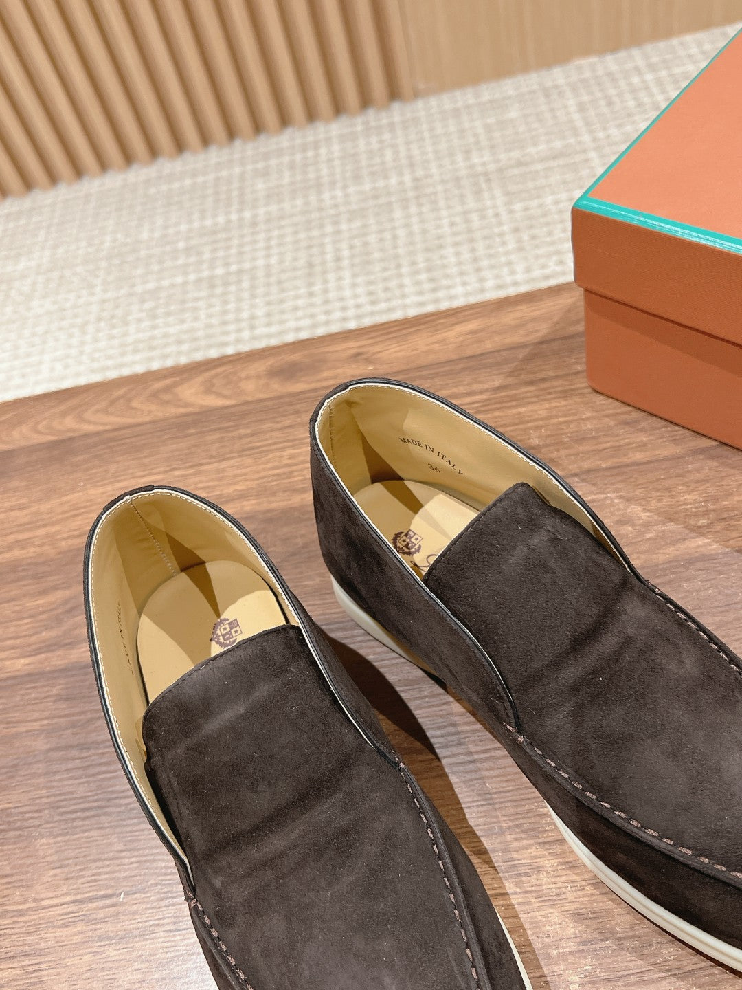 LP OPEN WALK LOAFERS CHARCOAL SUEDE - 35