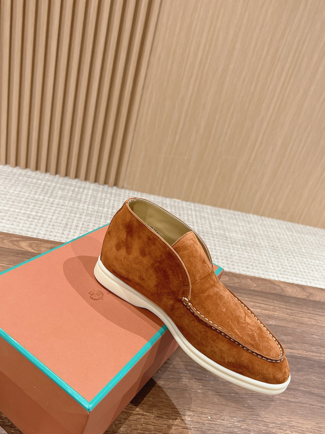LP OPEN WALK LOAFERS BRIGHT BROWN SUEDE - 35
