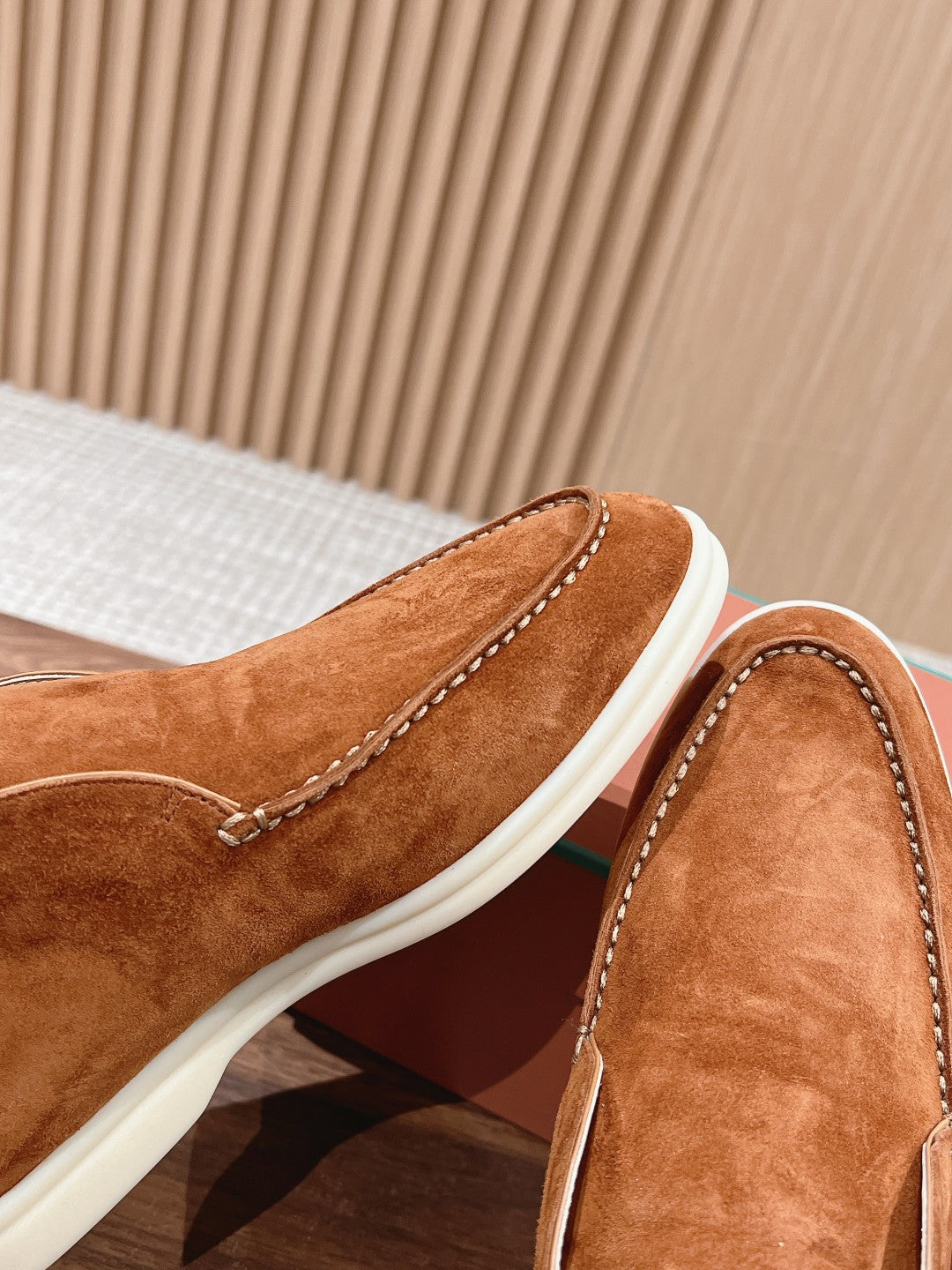 LP OPEN WALK LOAFERS BRIGHT BROWN SUEDE - 35