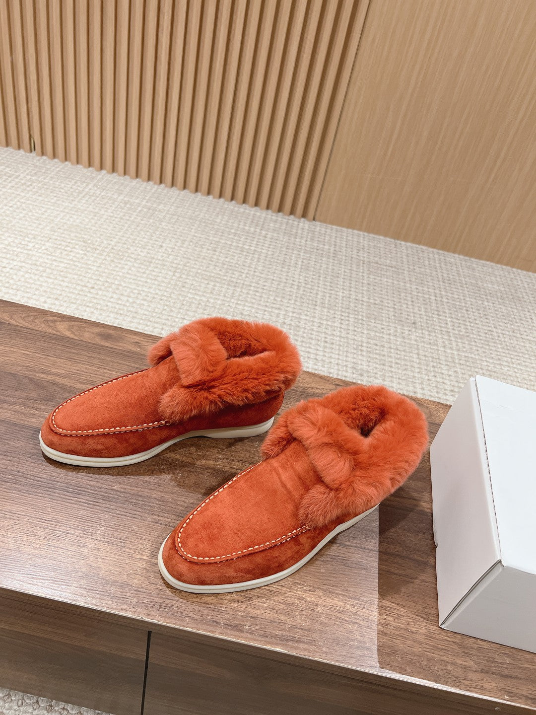 LP CLASSIC SUMMER CHARMS WALK LOAFERS BURNT ORANGE CALFSKIN - 35