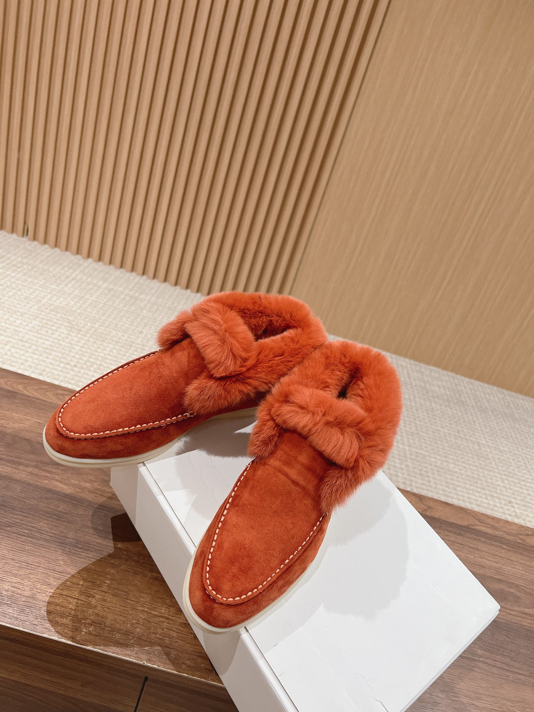 LP CLASSIC SUMMER CHARMS WALK LOAFERS BURNT ORANGE CALFSKIN - 35