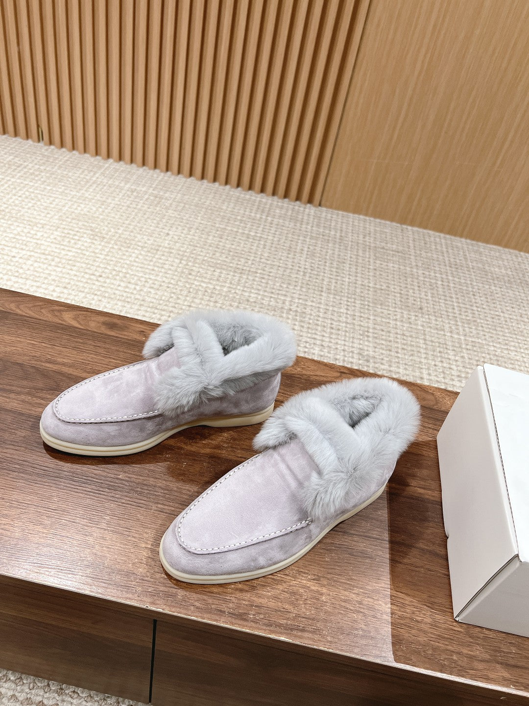 LP CLASSIC SUMMER CHARMS WALK LOAFERS BRIGHT GRAY CALFSKIN - 35