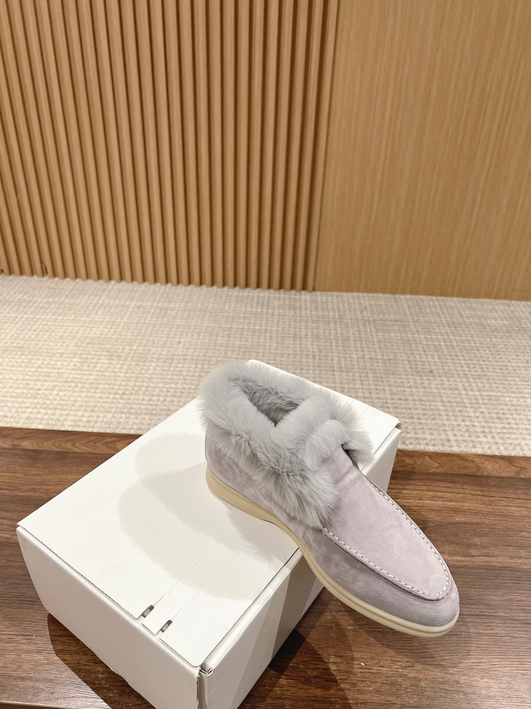 LP CLASSIC SUMMER CHARMS WALK LOAFERS BRIGHT GRAY CALFSKIN - 35