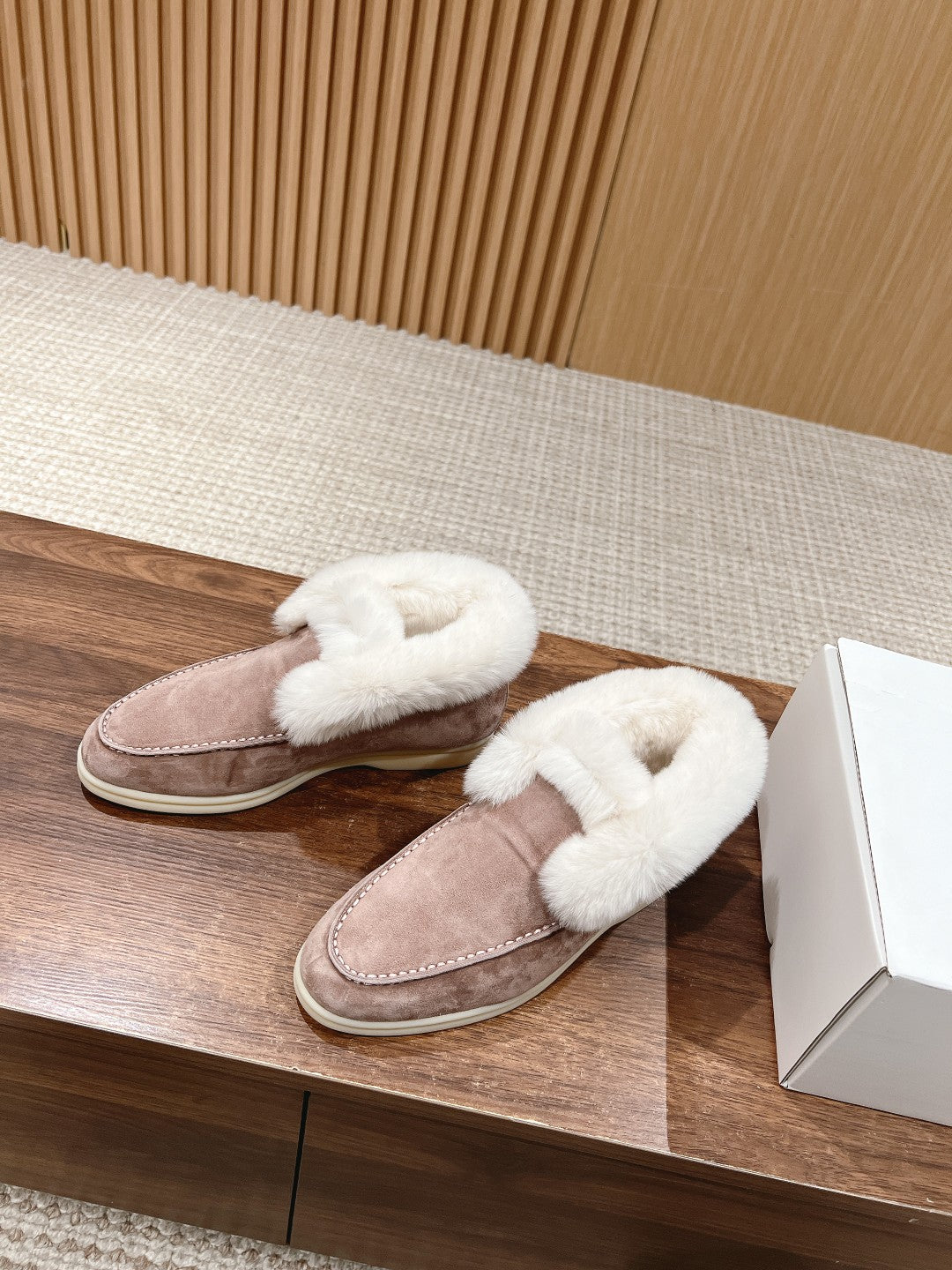 LP CLASSIC SUMMER CHARMS WALK LOAFERS CAMEL CALFSKIN - 35