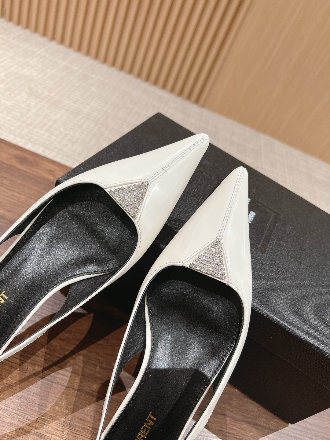 SL CHERISH CRYSTAL SLINGBACK WHITE CALFSKIN - 35