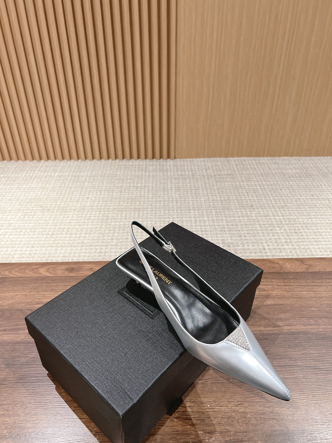SL CHERISH CRYSTAL SLINGBACK SILVER CALFSKIN - 35