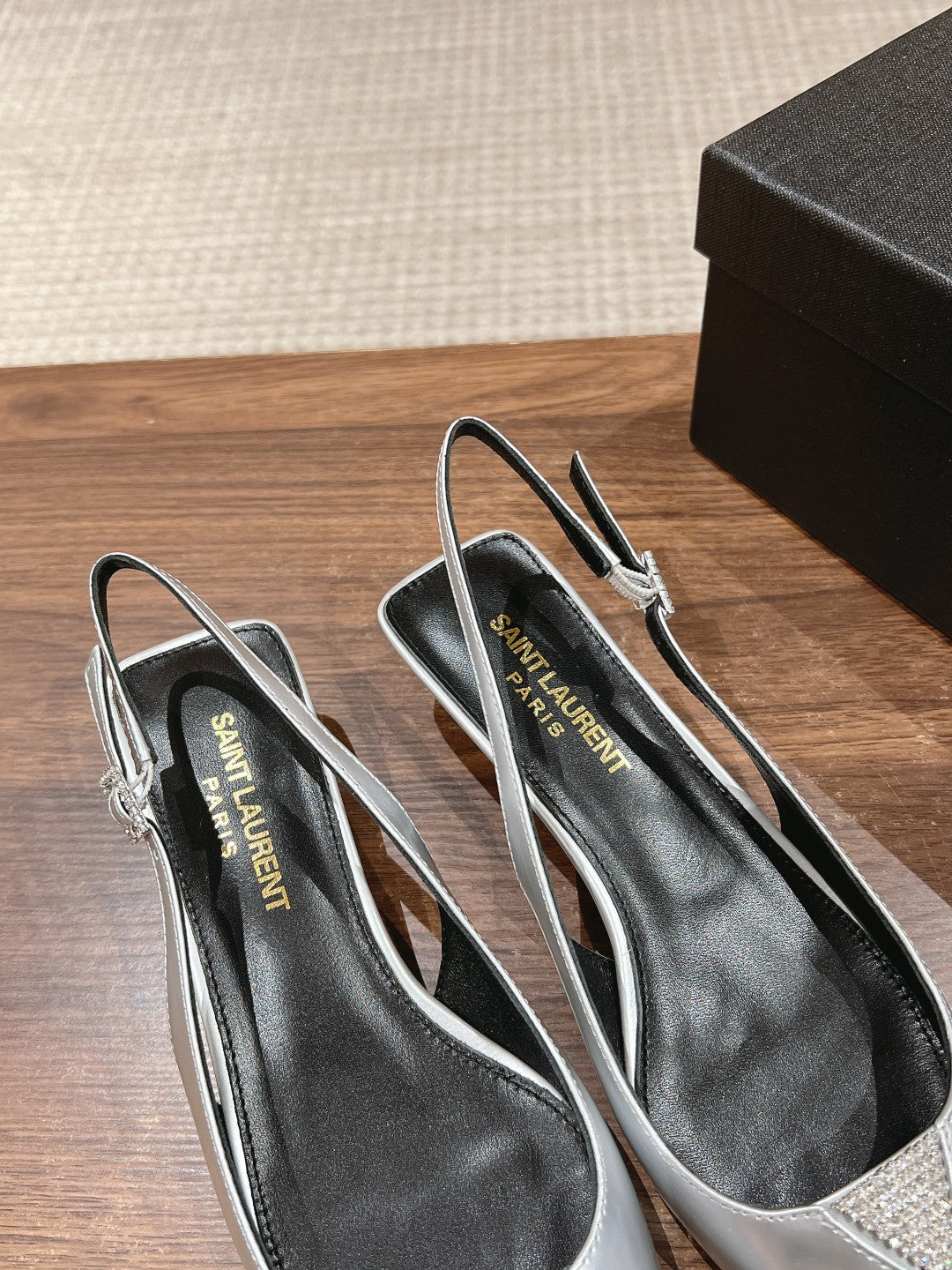SL CHERISH CRYSTAL SLINGBACK SILVER CALFSKIN - 35