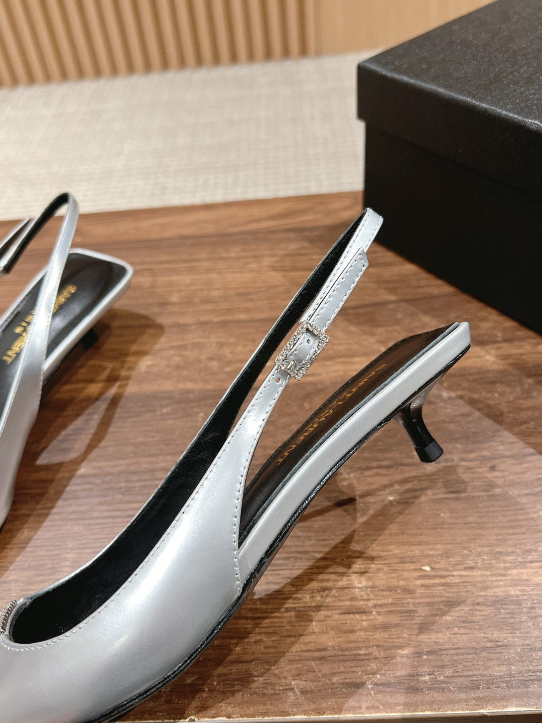 SL CHERISH CRYSTAL SLINGBACK SILVER CALFSKIN - 35