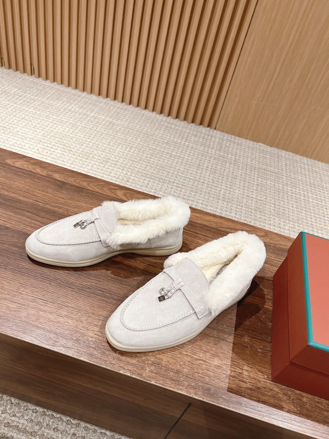 LP SUMMER CHARMS WALK LOAFERS LIGHT GRAY FLEECE - 35
