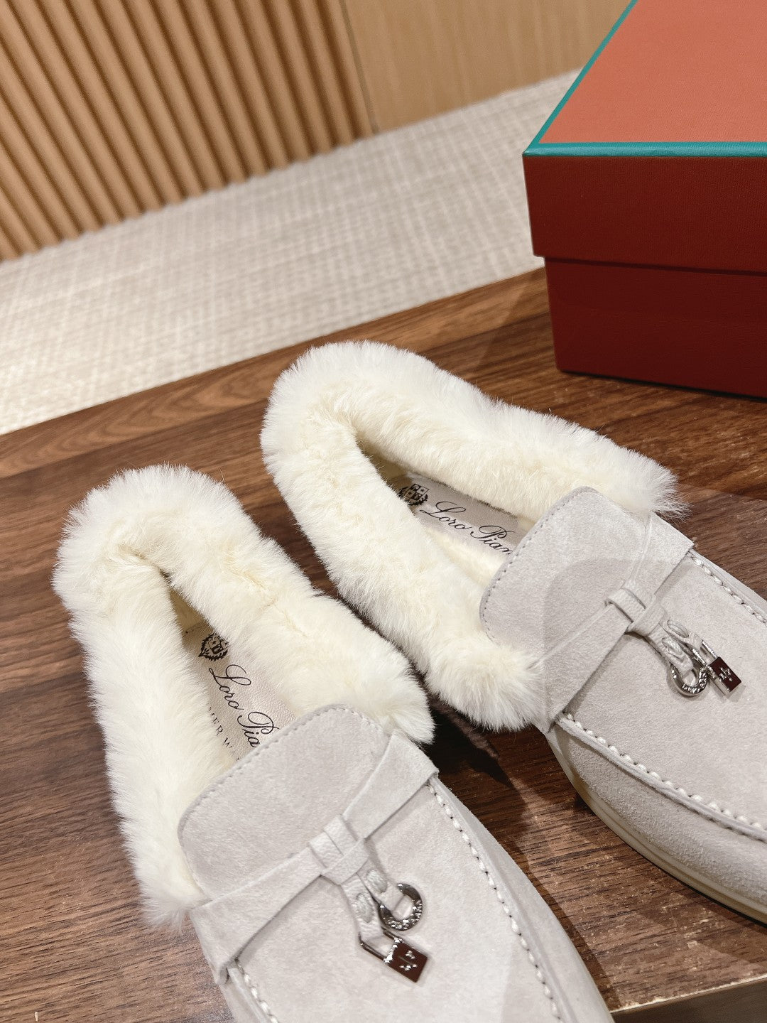 LP SUMMER CHARMS WALK LOAFERS LIGHT GRAY FLEECE - 35