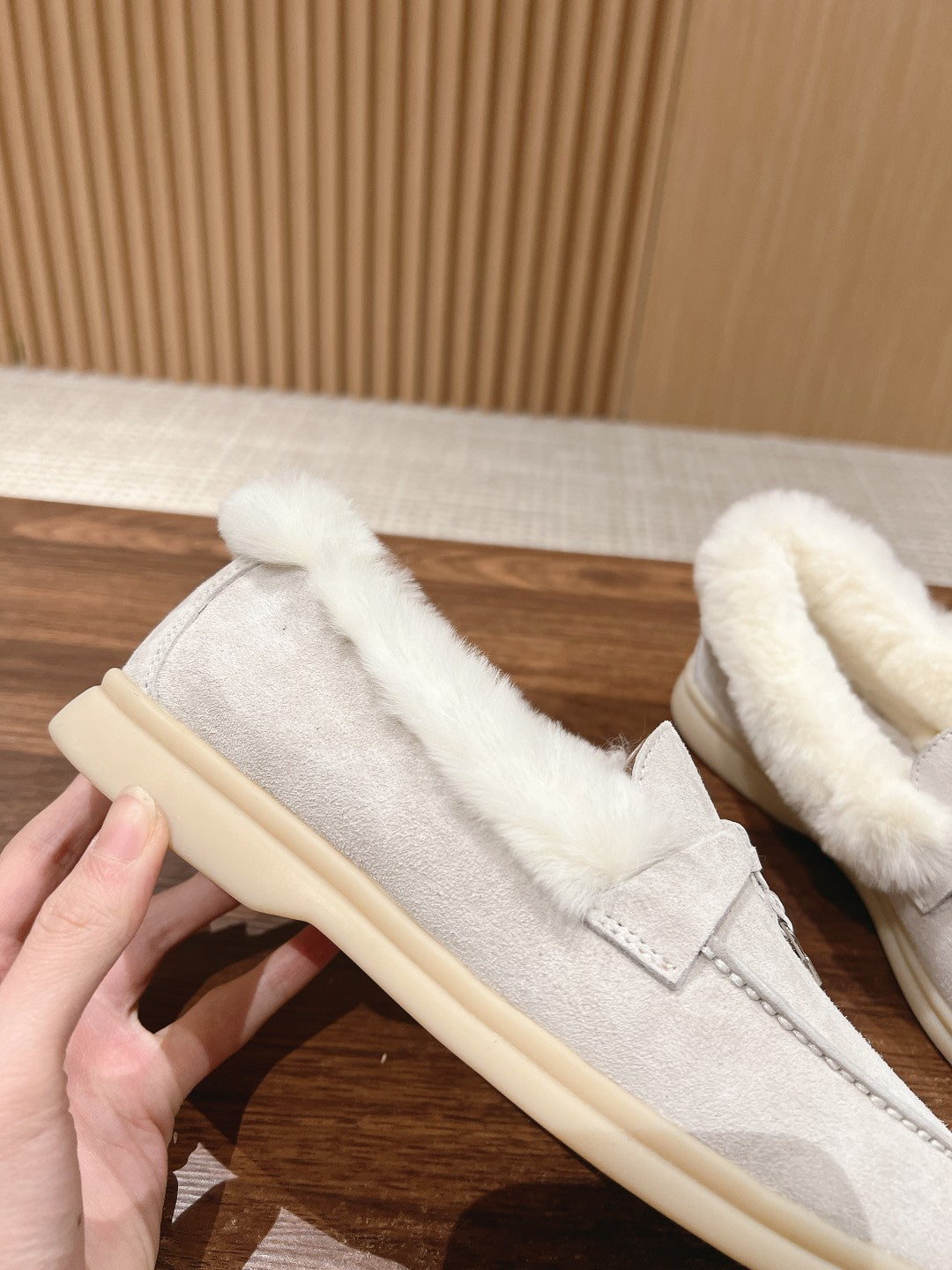 LP SUMMER CHARMS WALK LOAFERS LIGHT GRAY FLEECE - 35