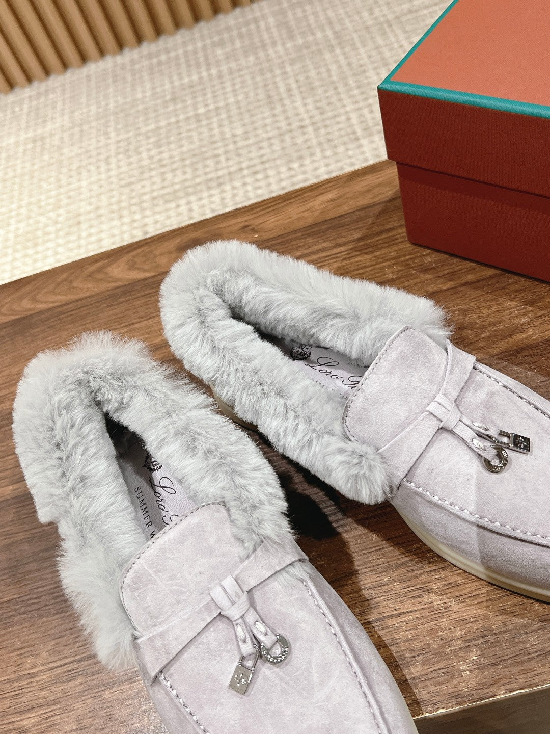LP SUMMER CHARMS WALK LOAFERS BRIGHT GRAY FLEECE - 35