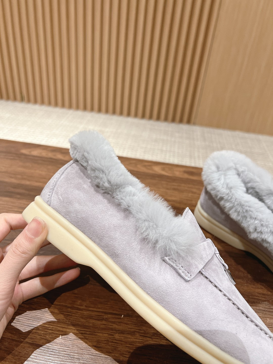 LP SUMMER CHARMS WALK LOAFERS BRIGHT GRAY FLEECE - 35