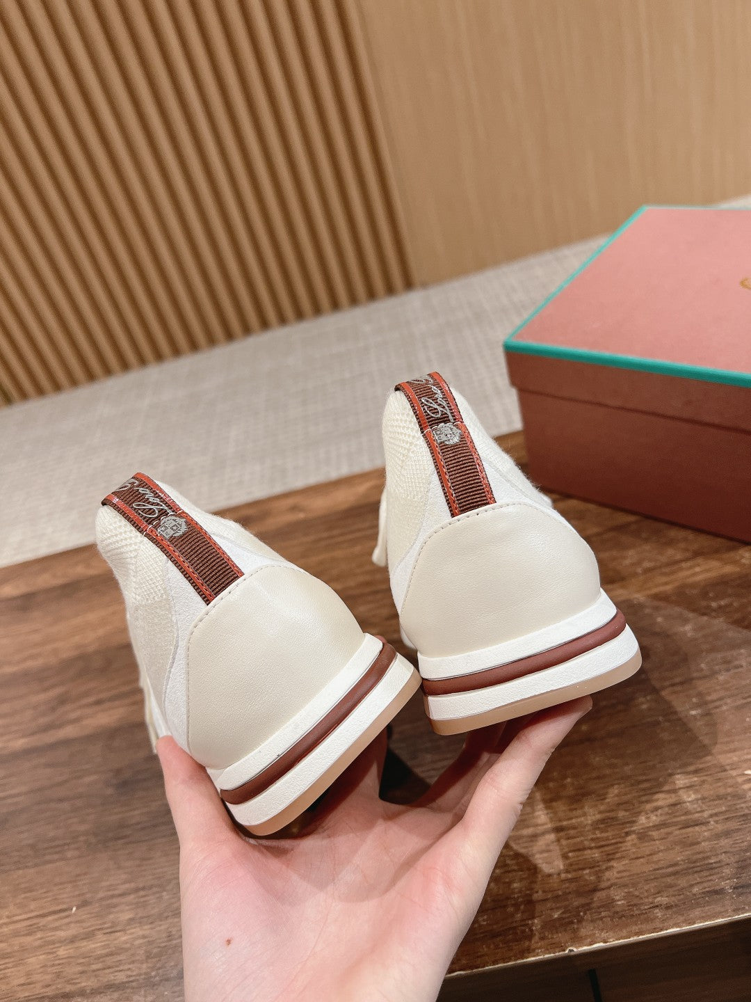 LP BASIC 360 FLEXY WALK SNEAKER WHITE FABRICS - 35