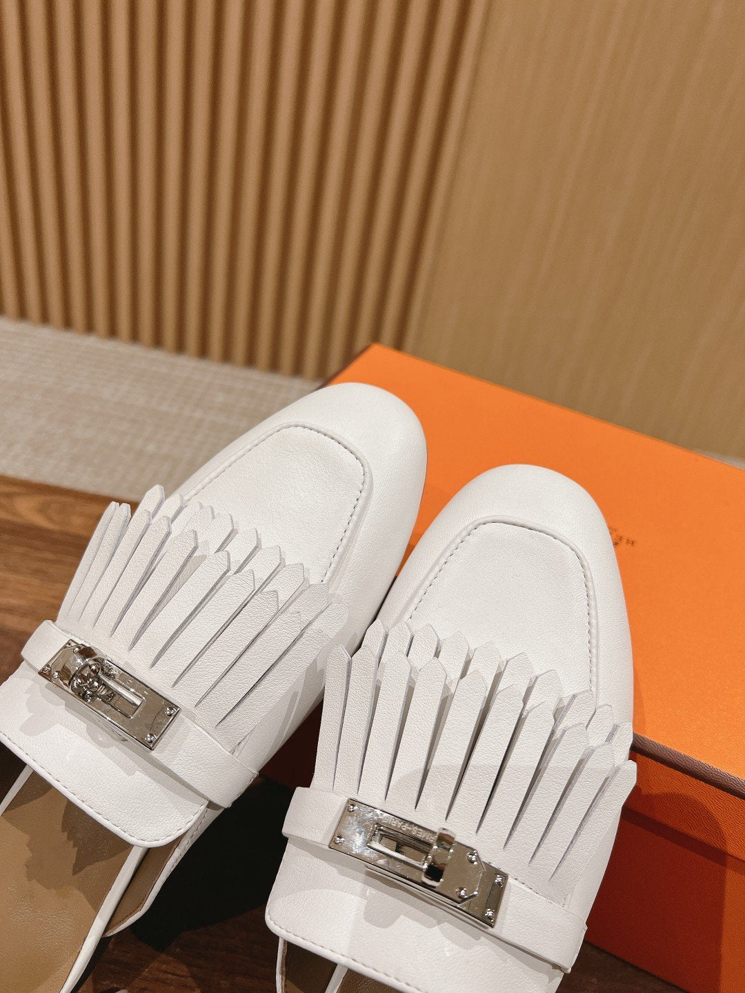 0Z Mule Fringed White - 35