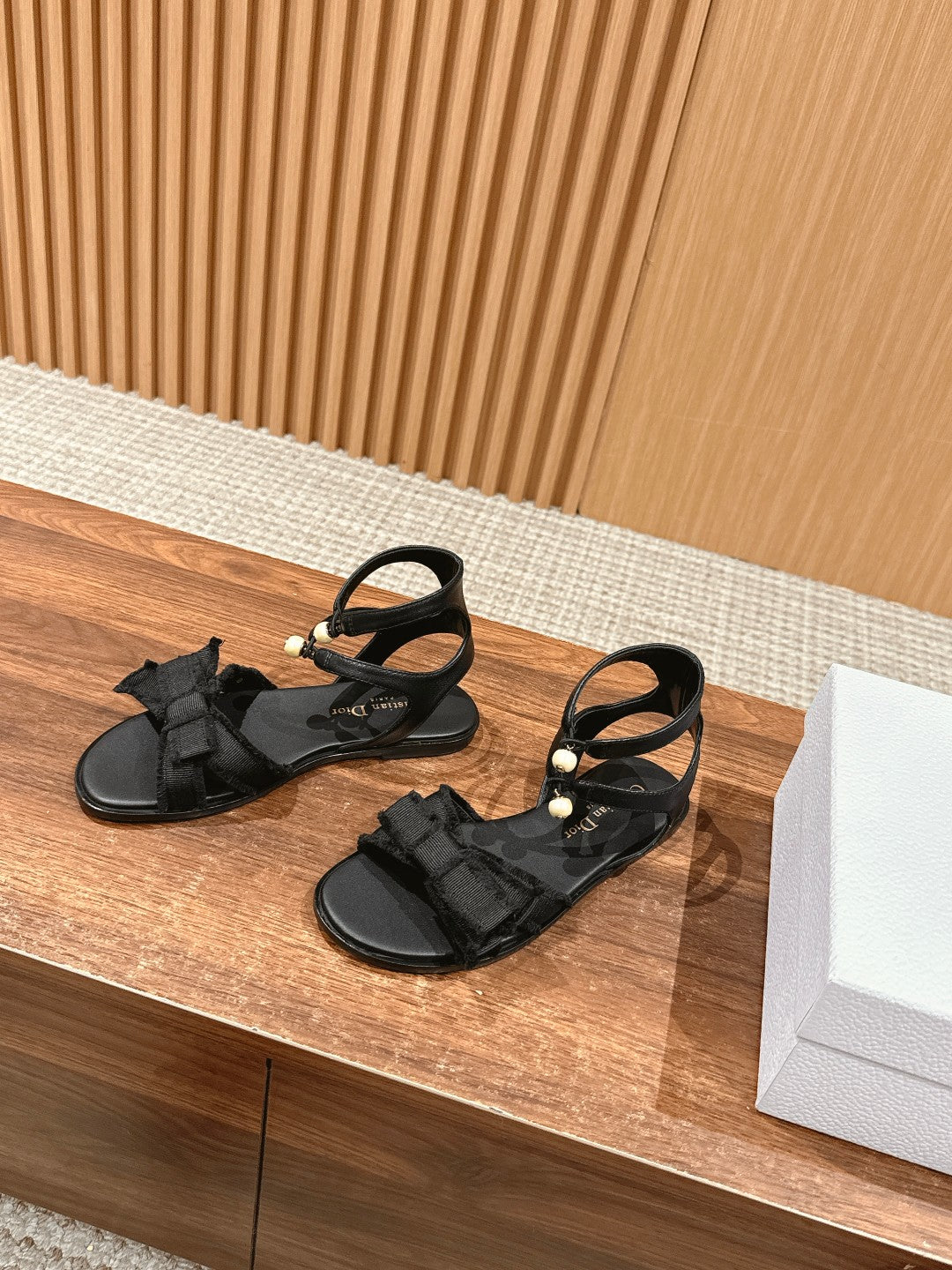 DIOR ADIORABLE SANDALS 25S IN BLACK FABRIC AND LAMBSKIN WITH PEARL DETAILING - 35